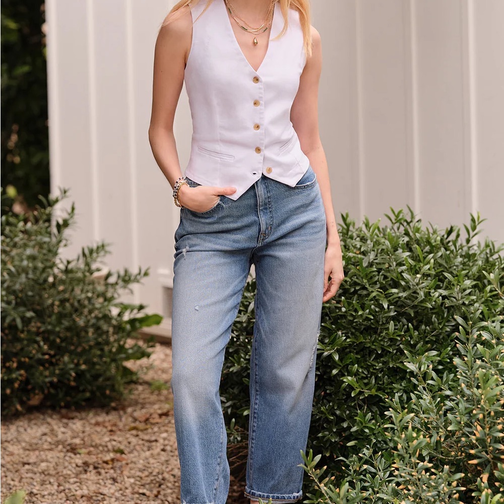 Evereve white denim vest NWT $98